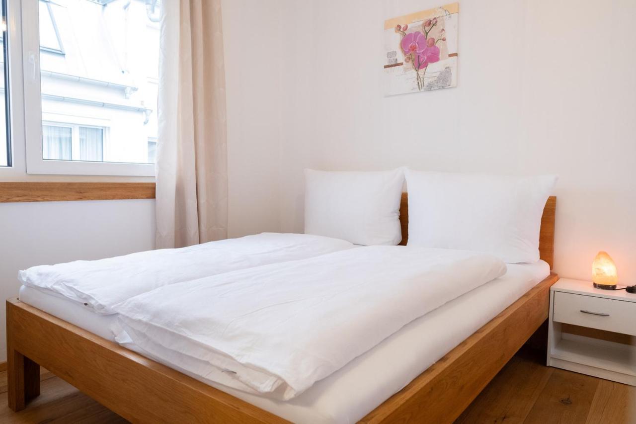 Modern Apartment W/ Cozy Balcony Near City Center ウィーン エクステリア 写真