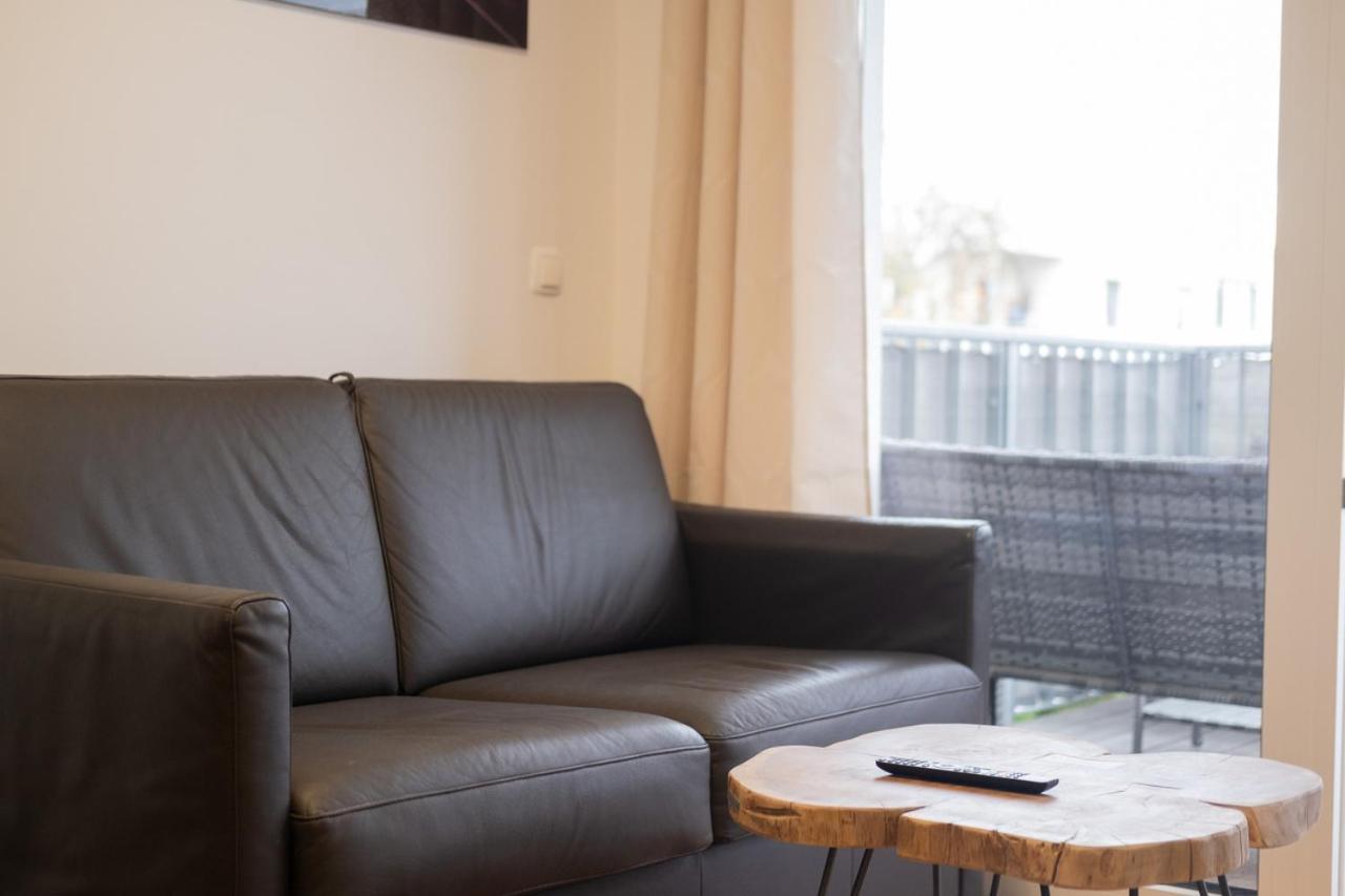 Modern Apartment W/ Cozy Balcony Near City Center ウィーン エクステリア 写真