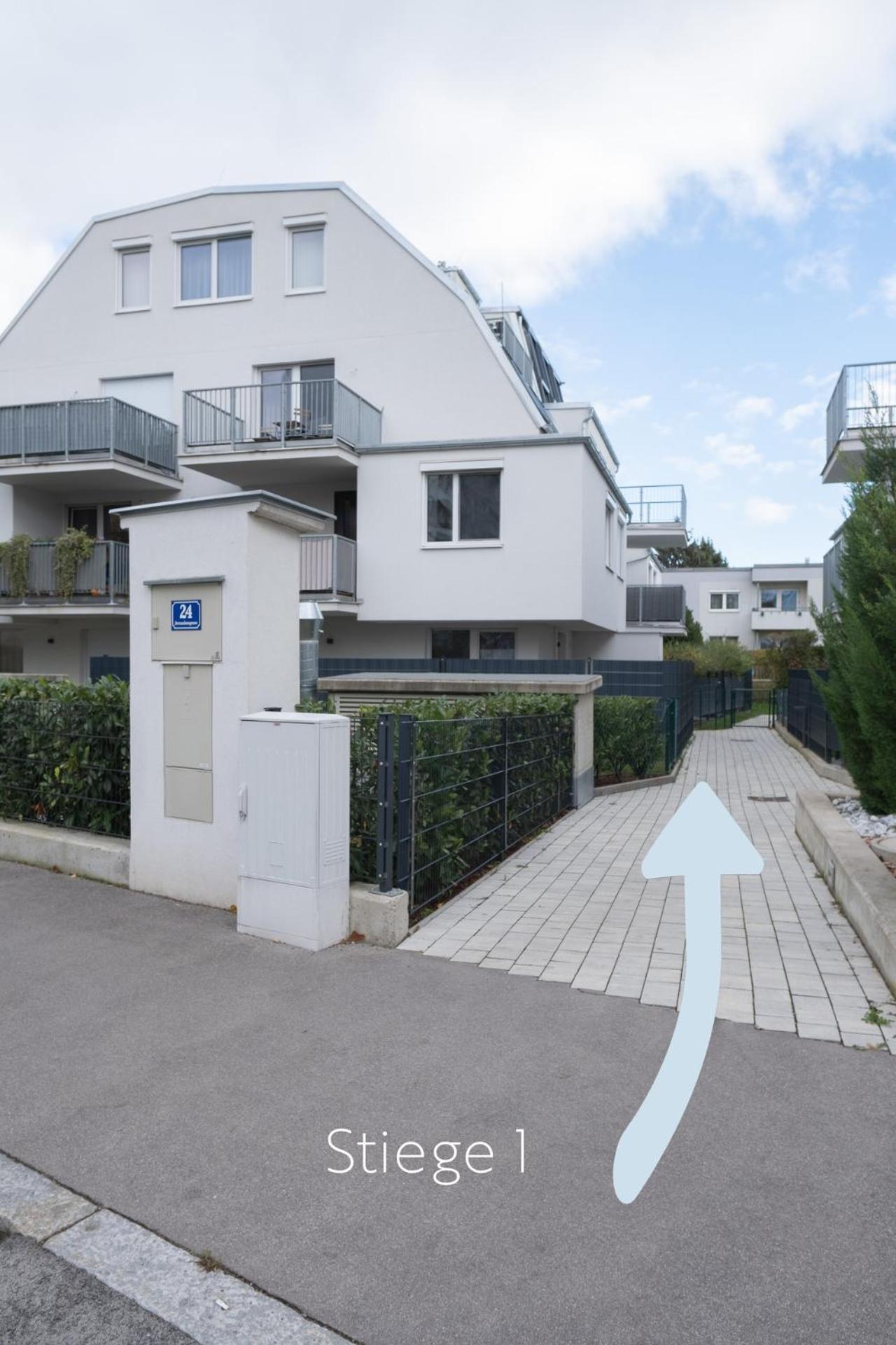 Modern Apartment W/ Cozy Balcony Near City Center ウィーン エクステリア 写真